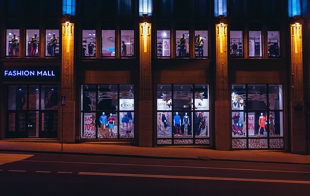 amazon afiliados foto de un centro comercial